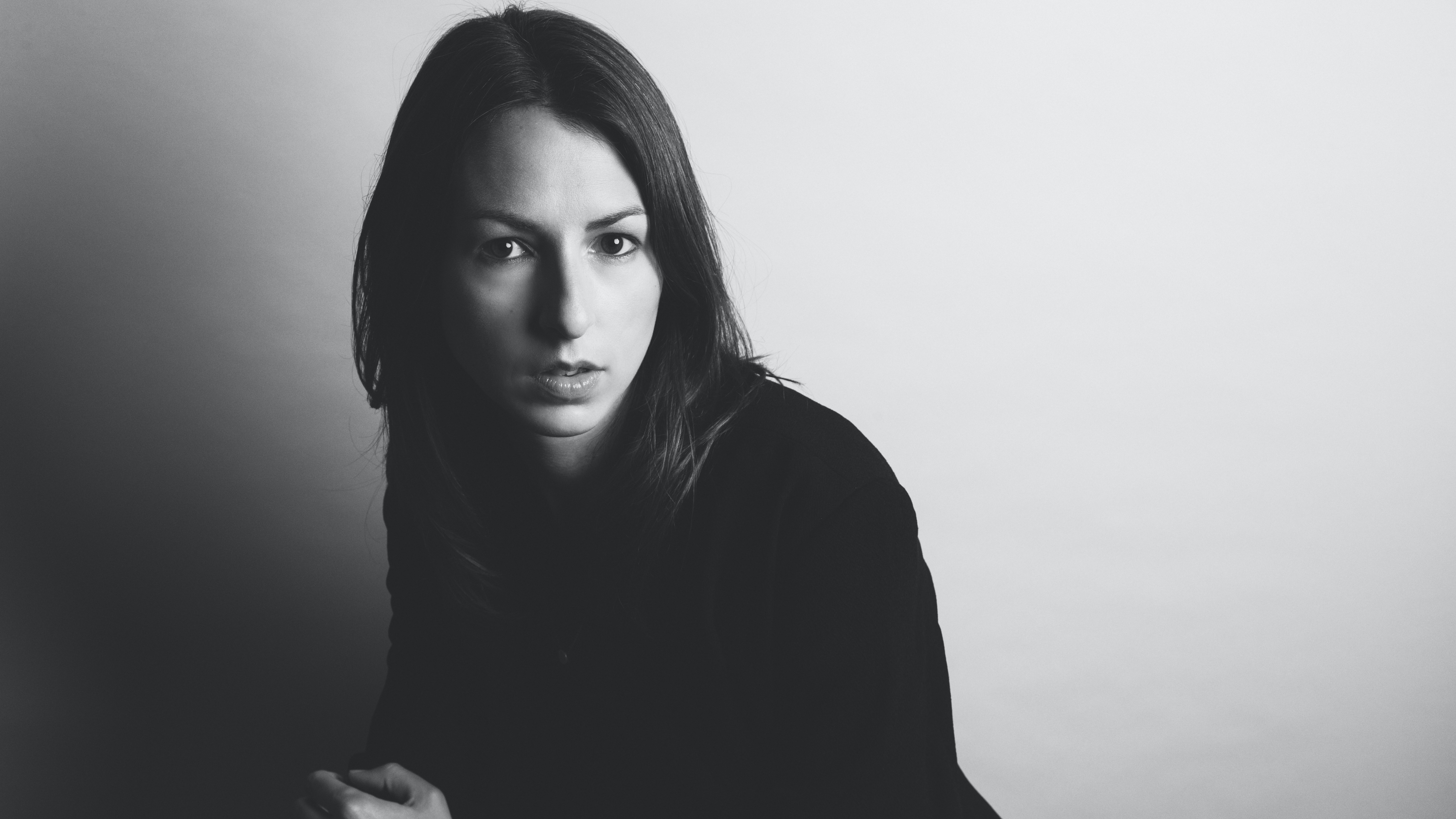 Brooke Annibale: Silence Worth Breaking Livestream