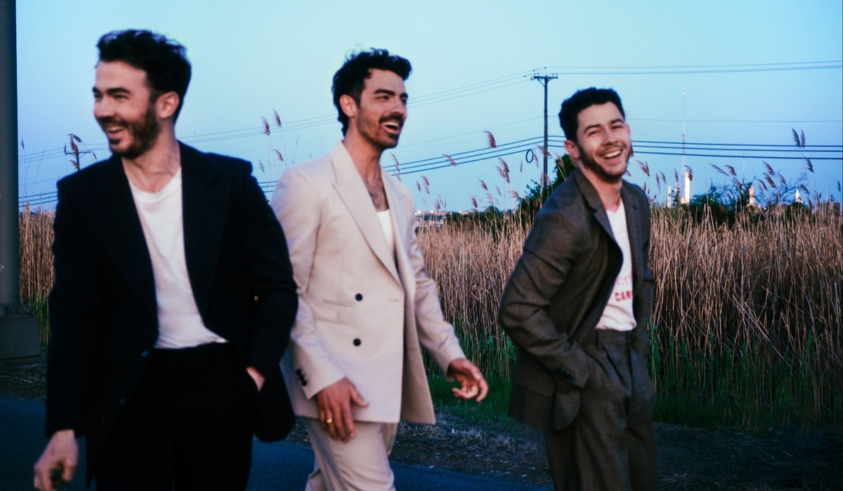 Jonas Brothers | Official Website