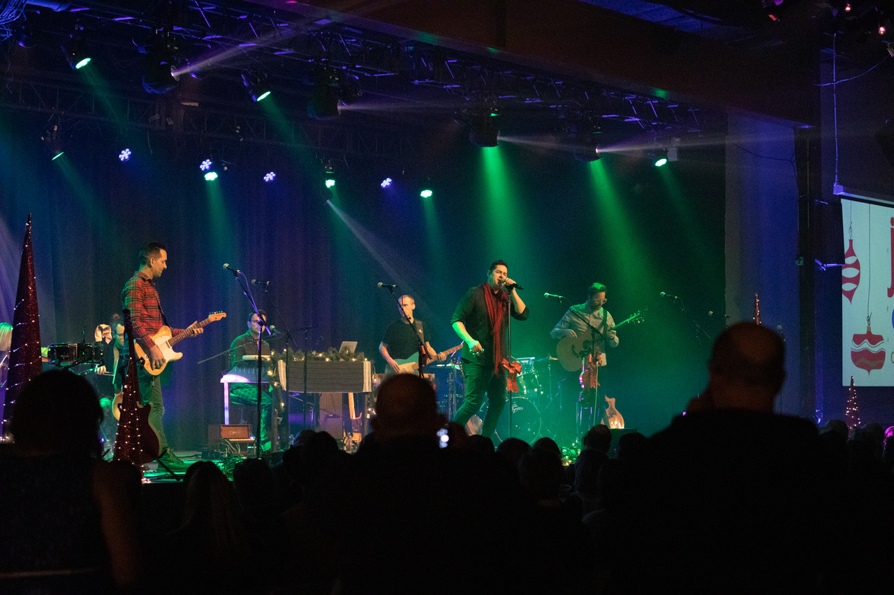 A Special Encore Stream of A Jars of Clay Family Christmas 2020