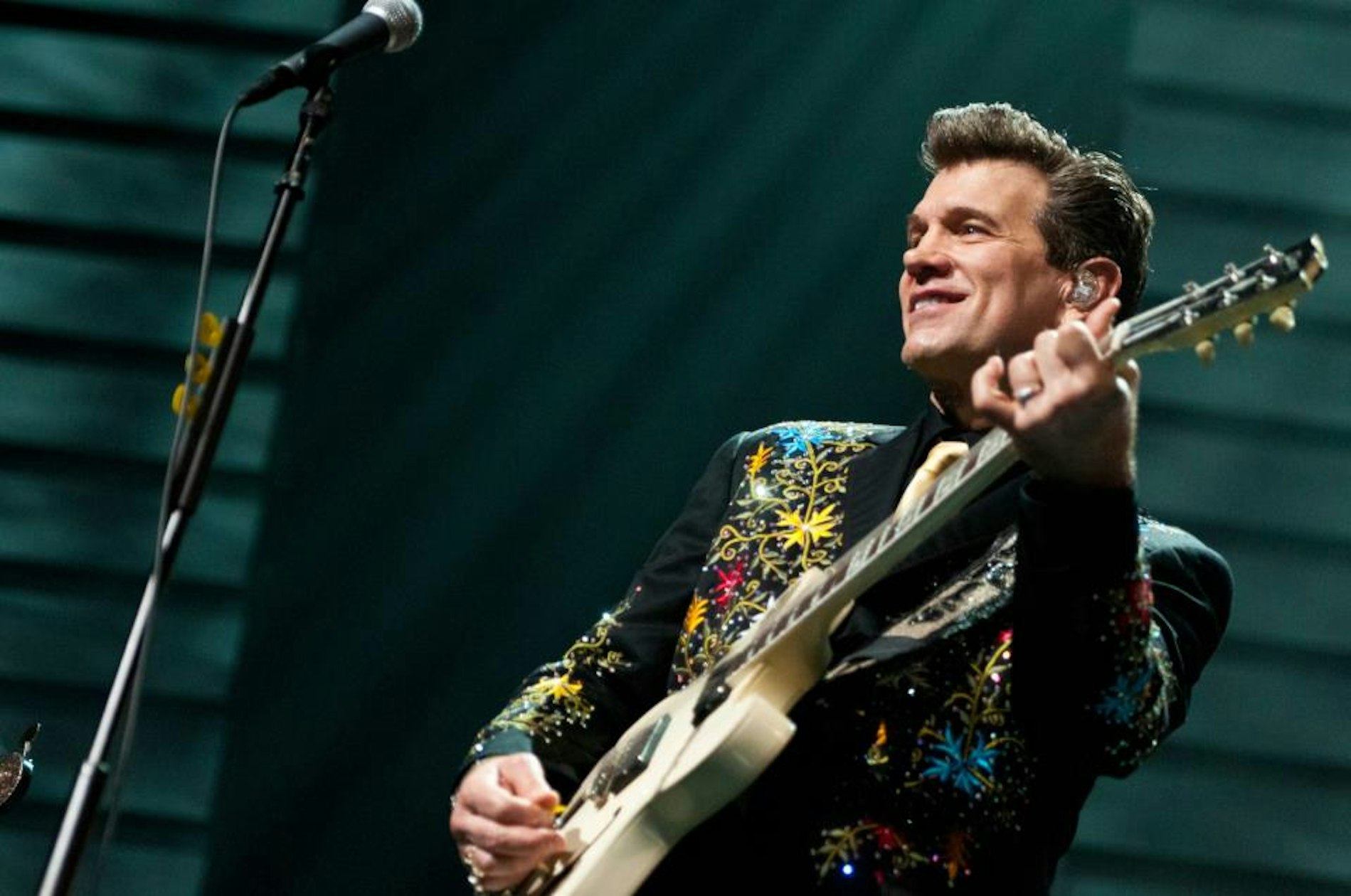 Chris Isaak Tickets Ojai, CA Libbey Bowl Sun, Aug 6 2023 Seated